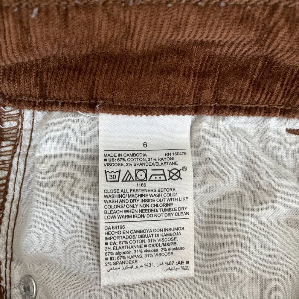 Old Navy "Rockstar Super Skinny" Mid-Rise Corduroy Pants | Women's Size 6 - Picture 5 of 5